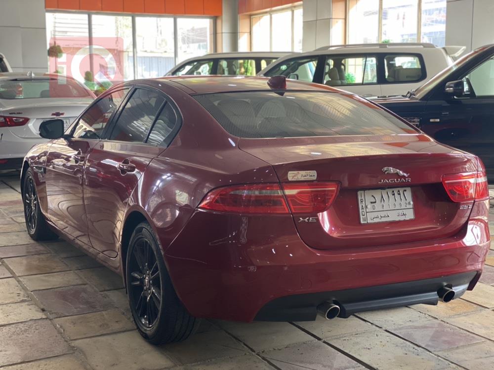 جاگوار XE